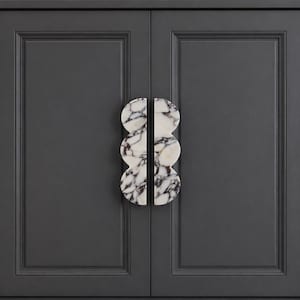 Handmade Calacatta Viola Marble Drawer Pulls: Kitchen & BathroomCabinet Knobs