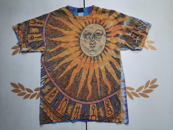 Liquid Blue Sun and Moon T-shirt Vintage 1998 - Etsy Liquid Blue Sun and Moon T-shirt Vintage 1998 - Etsy