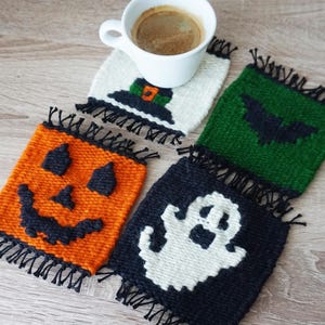 Set of 4 handwoven halloween coasters, halloween table decor, halloween mug rug, mug rug coaster, set of 4 coasters, mini presents,mini rugs