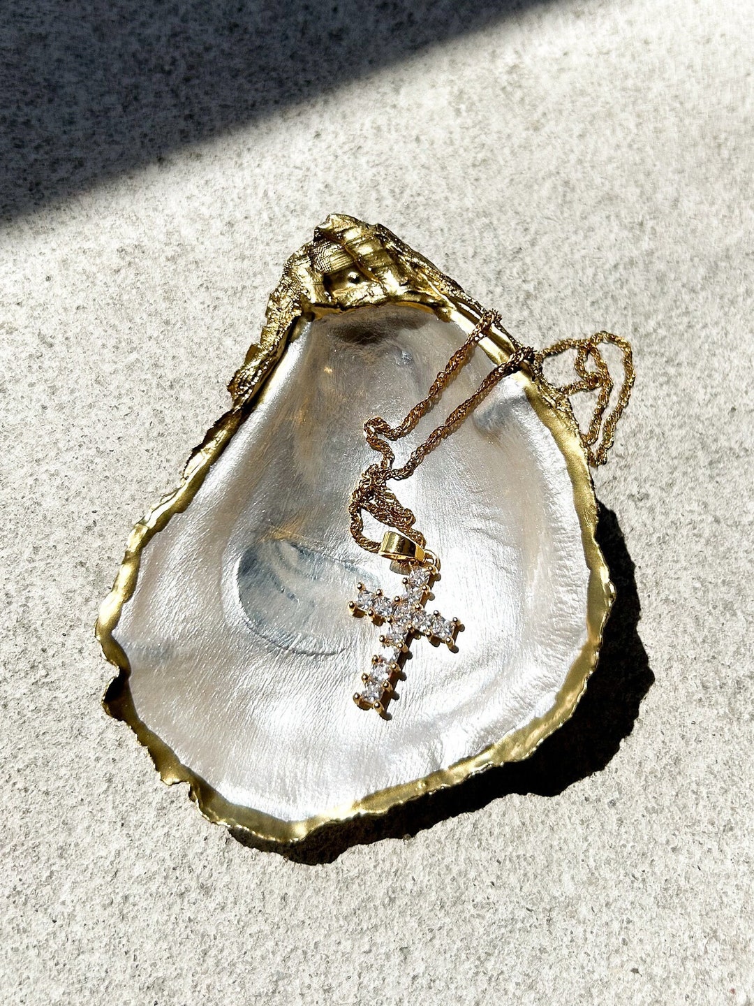 Custom Engagement Ring Holder Shell Trinket Jewelry Dish Holder ...