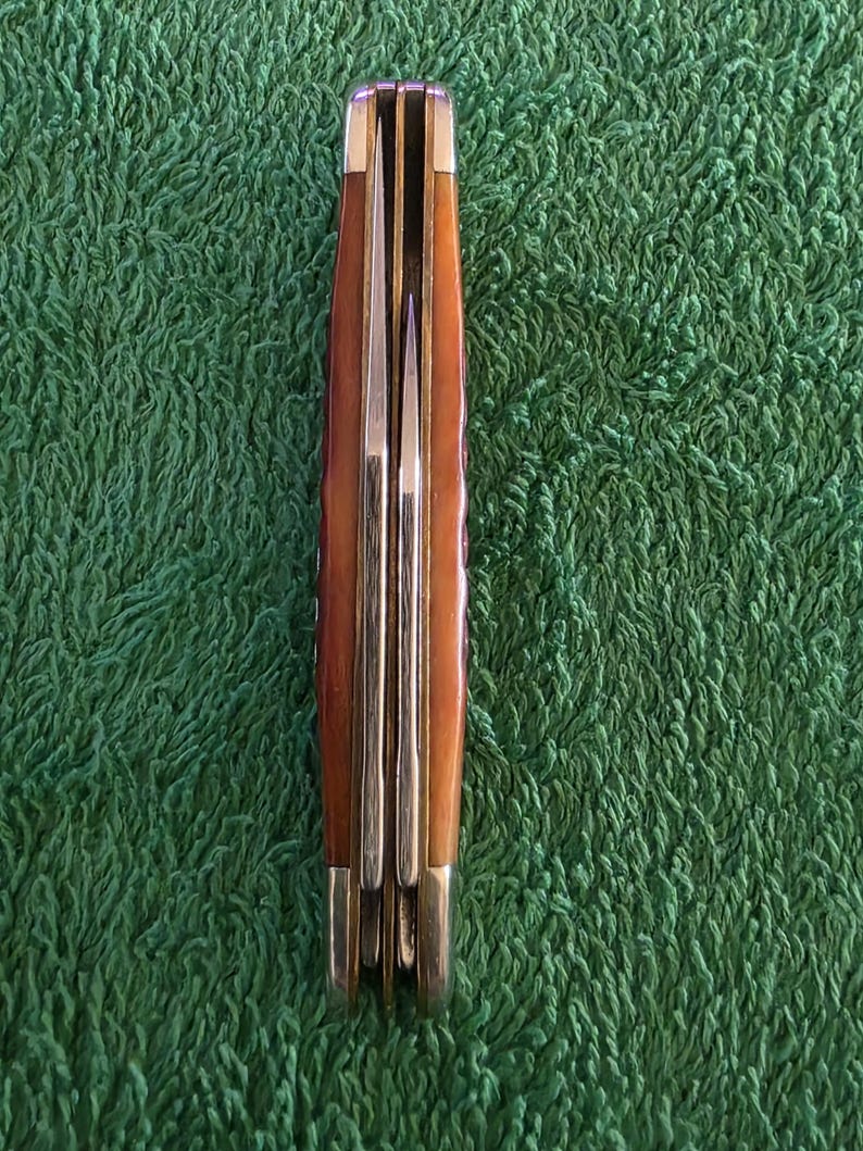 Case XX Pocket Knife Model 6220 SS - 2 Blade small size knife. The knife works as it should. Made in the USA. image 11