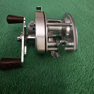 Vintage Shimano Reel - Etsy