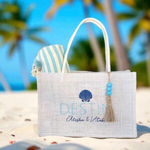 Destin, Florida, Punta Cana, Antigua, Aruba, Cabo, Jamaica, Greece, Hawaii, Tulum, Spain, Cancun, and Mexico destination wedding guest, bride, bachgroom, bachelorette trip, girl weekend, girls trip, bridesmaid beach bag jute totes, green, olive green, organic
