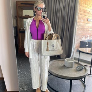 Aruba, Cabo, Jamaica, Greece, Hawaii, and Mexico destination wedding guest, bride, groom, bridesmaids, bachelorette trip, girls trip, ladies weekend, 40th birthday beach bag jute totes, beach vacation bag, white family trip bags