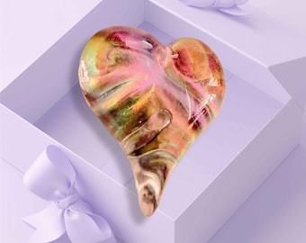 Corazón de resina con cambio de color hecho a mano • Pisapapeles o imán