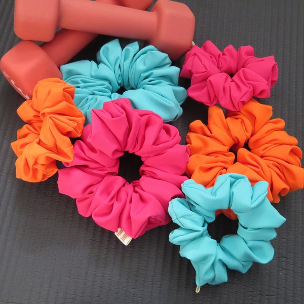 It's S'crunch Time - sporty scrunchies 2 sizes