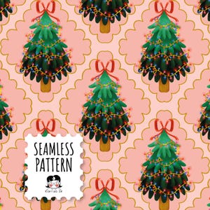 Pode incluir: Um padrão contínuo com árvores de Natal verdes decoradas com luzes coloridas e laços vermelhos, sobre um fundo rosa claro com molduras douradas festonadas. O texto diz SEAMLESS PATTERN e Karoza Ix.