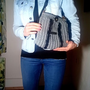 Grey crochet handbag with vintage-inspired handle, Stylish crochet purse, Elegant bag with vintage charm, Handmade urban style purse image 9