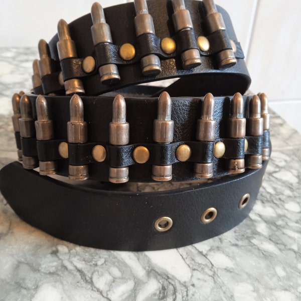 ceinture balles cartouchière munitions factice rock métal punk gothique