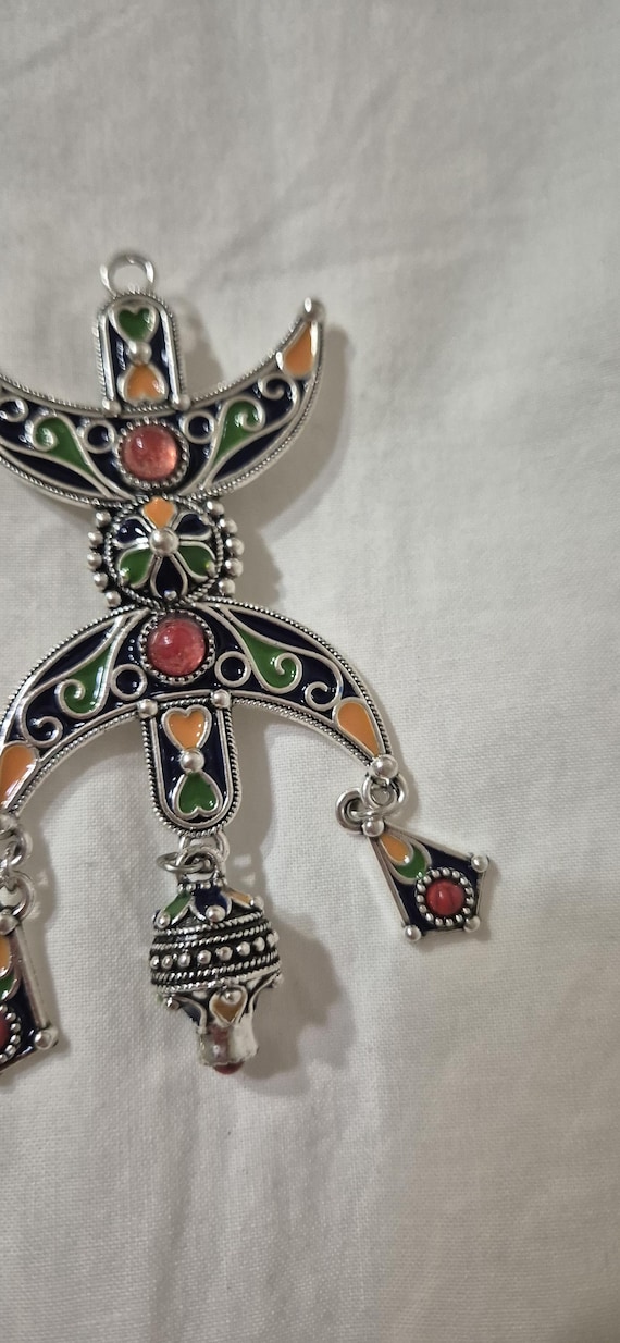 Broche Berbère Kabyle Amazigh - Métal Argenté Avec émail Coloré, Neuve Avec étiquettes
