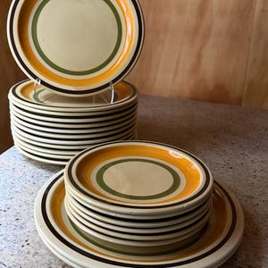 Ceramica Castellania Vintage Italian Stoneware Talerze – 20-elementowy zestaw obiadowy w odcieniach ziemi zdjęcie 2