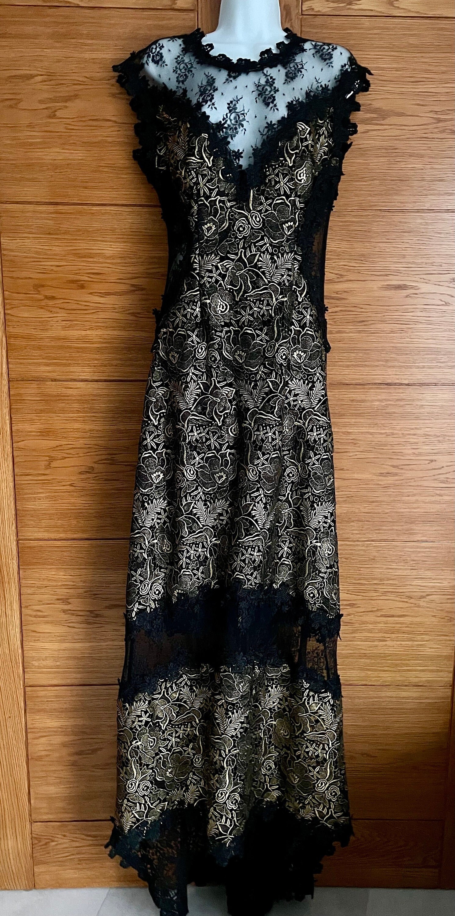 Vintage Spanish Style Black and Gold Floral Laser Cut Full Length Dress, With Train, Size 10 to 12 - Etsy Denmark Vintage Spanish Style Black and Gold Floral Laser Cut Full Length Dress, With Train, Size 10 to 12 - Etsy Denmark