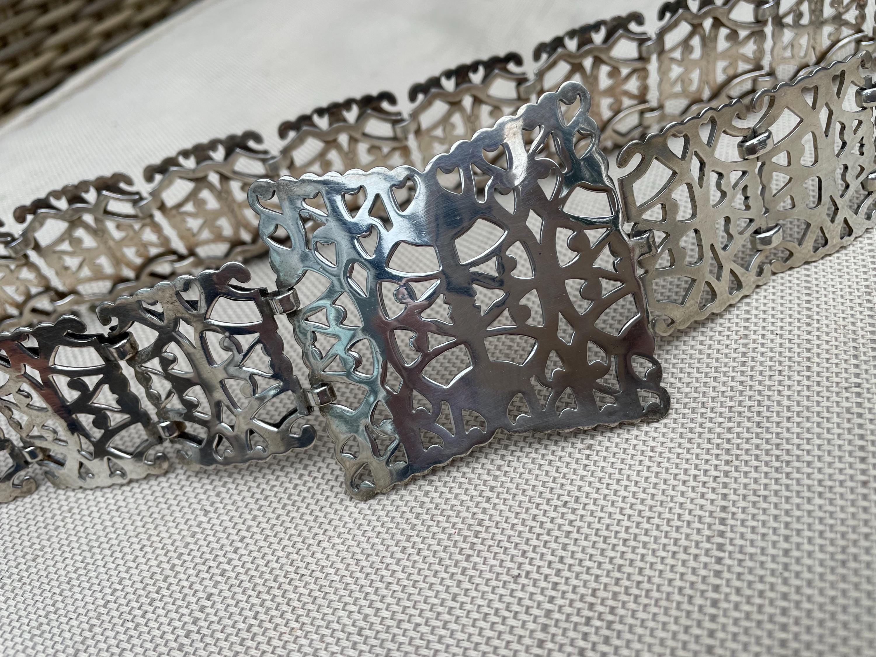1910 Nurses Belt, Silver Plated EPNS, Retro Fashion  display picture 2