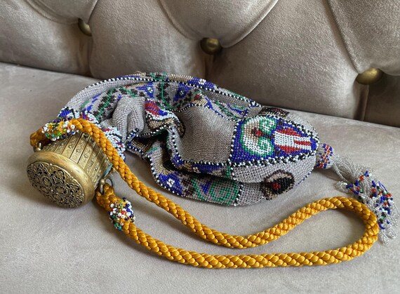 Victorian Microbeaded Beggars Bag, Expandable Gil… - image 4