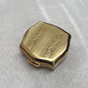 Regency Stripe Gold Coloured Vintage Stratton Pill Pot