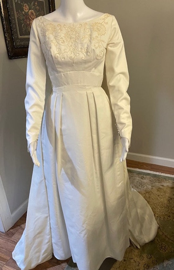 Vintage 1960s Mod Gown Wedding Dress by Portrait B