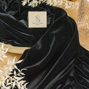 Tecido de veludo elástico preto – Veludo premium preto profundo de 4 vias para vestidos, figurinos de palco, cortinas, jaquetas, almofadas e estofados | Rich