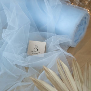 NOVITÀ! Tessuto in tulle italiano di nylon opaco blu polvere, tagliato su misura, rete in tulle per decorazioni di eventi e matrimoni / "Nuvole" di Secret Spark
