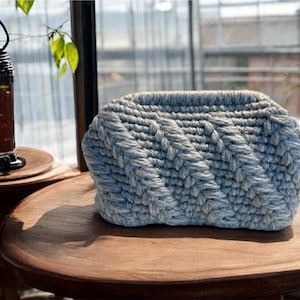 Wool handbag,Handmade purse,Unique gift idea,Stylish accessory,Artisan crafted,Modern design,Gift for her,Cozy wool bag,Sustainable fashion