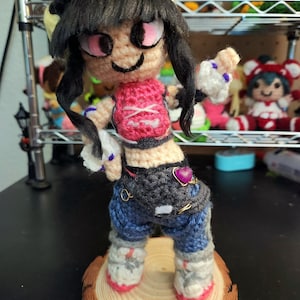 Cute Naive KPop Support Hero