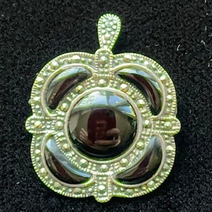 Vintage Sterling Silver 925 Black Onyx and Marcasite Pendant 1&quot;x1&quot;