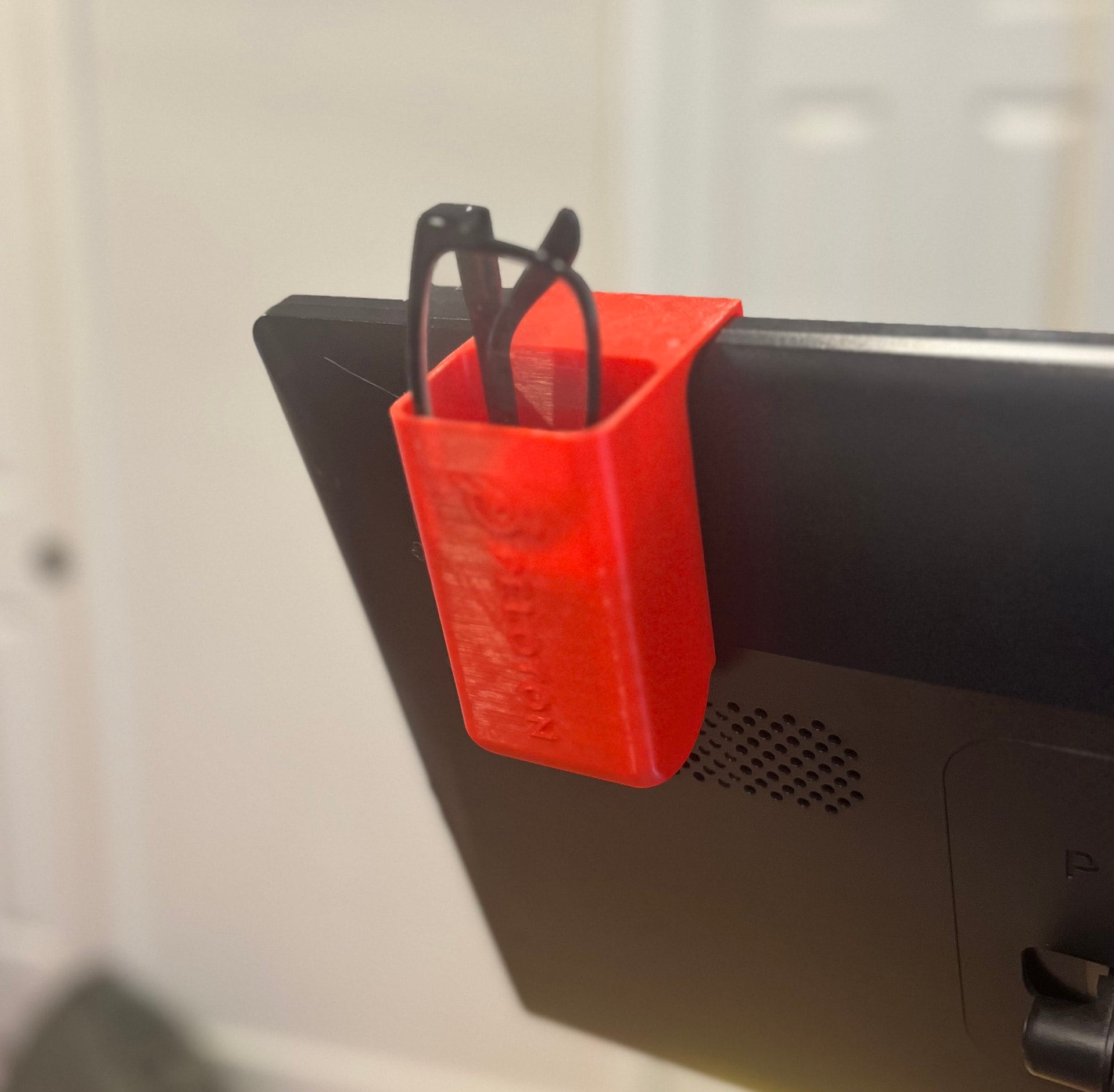 Peloton Rounded Exercise Bike Glasses Holder