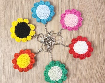 3D Crochet Flower Keychain, 100% Cotton Bag Charm, Boho Car Accessory, Cute Key Ring, Handmade Flower Backpack Charm, Gift for Friend