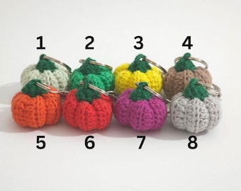 Crochet Pumpkin Keychain, Amigurumi Fall Bag Charm, Kawaii Autumn Accessory, Cute Halloween Gift, Back to School Teacher Gift, Handmade