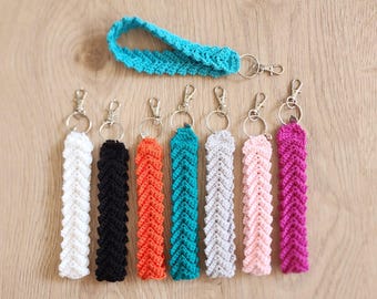 Boho Crochet Wristlet Keychain, Handmade Cotton Wrist Lanyard, Practical Key Fob for Car & House Keys, 100% Cotton Key Ring, Minimalist Gift