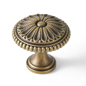 Brushed Antique Brass Cabinet Pull, Oval & Round Drawer Knob, Solid Brass Hardware Handle Bild 8