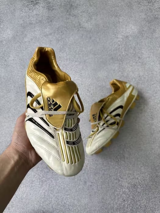 Rare adidas deals predator football boots