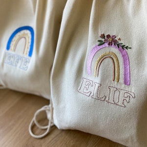 Borsa da palestra personalizzata con ricamo |  Borsa da palestra per bambini con nome e arcobaleno | Borsa per l'asilo | borsa in tessuto | idea regalo