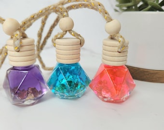 Rhombus Car Diffuser: Hanging Air Freshener with Gold Flakes