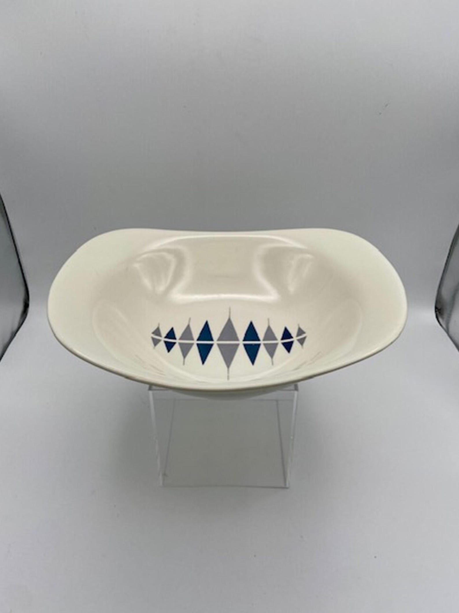 Impromptu Iroquois BEN SEIBEL Atomic Pyramid 11.5"W Serving Bowl
