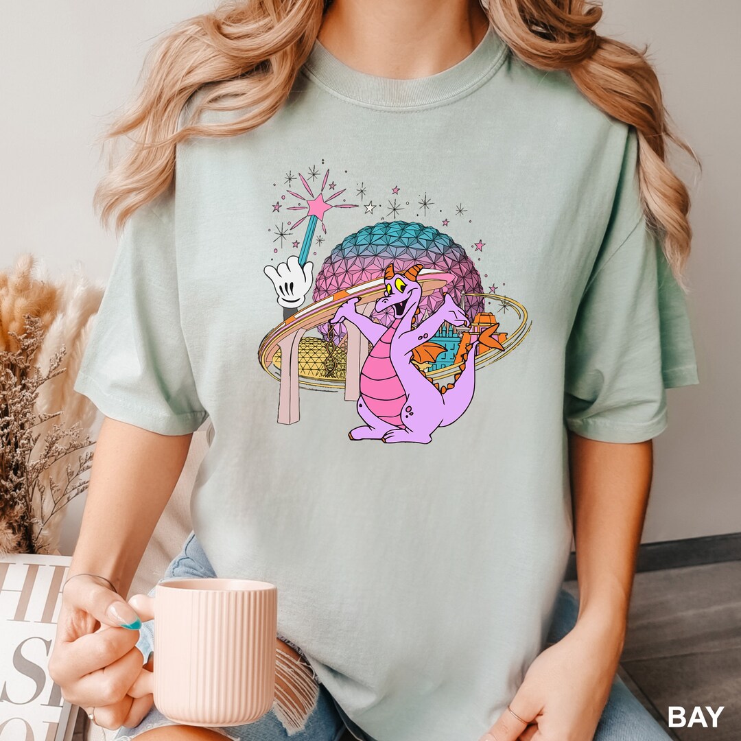 EPCOT 紫色のドラゴン Tシャツ Purple Dragon Epcot Shirt,epcot Magic Shirt, Disney Shirt, Comfort