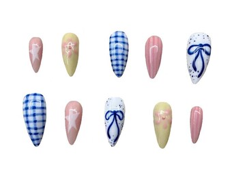 Handmade Cottagecore Press on Nails : Customizable shape