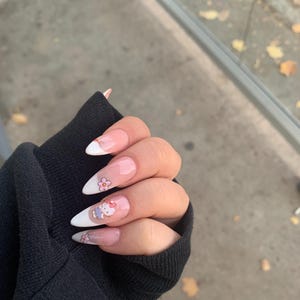 Custom Press on Nails/Party press on nails/short nails/Almond nails/Cute cat nails