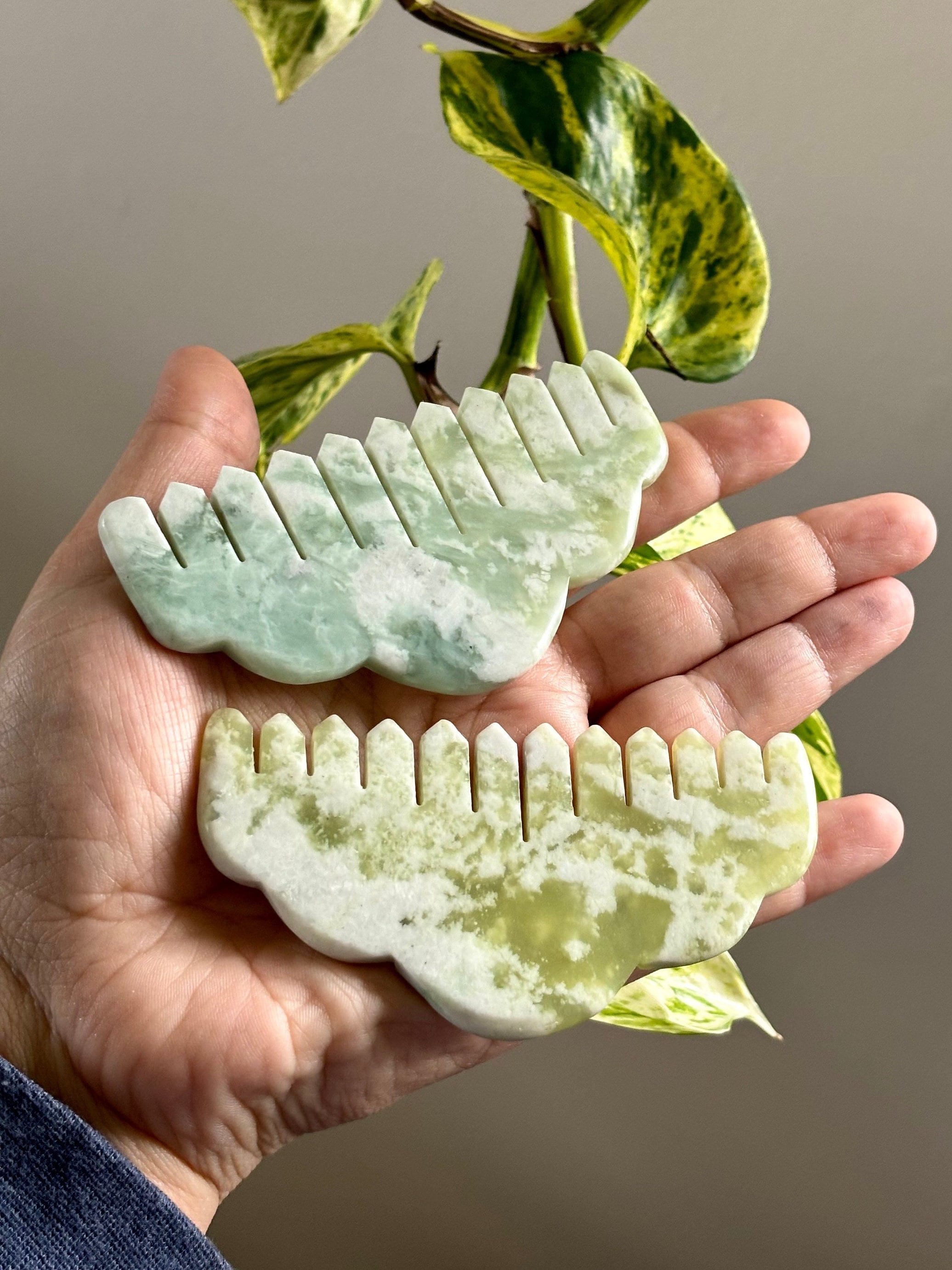 Natural Jade Comb, Head Massager, Hair Oil Application Tool, Scalp Circulation Hand Carved Green Jade Tool