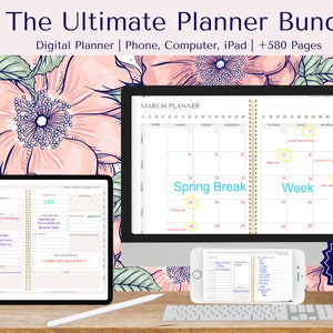 Puede incluir: Un paquete de planificadores digitales con más de 580 páginas. El paquete incluye un planificador mensual, semanal y diario. El planificador está disponible para su uso en un teléfono, computadora o iPad. La imagen muestra una pantalla de computadora, una tableta y un teléfono que muestran el planificador. El planificador tiene un diseño floral con flores rosas y verdes.