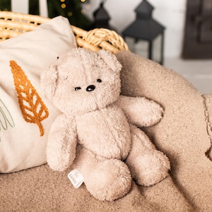 Mjuk plyschleksak med vitt brus – Björn | Avtagbar ljudmodul | Babyshowerpresent bild 1