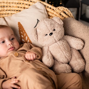 Mjuk plyschleksak med vitt brus – Björn | Avtagbar ljudmodul | Babyshowerpresent bild 2