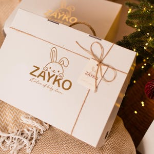 Mjuk plyschleksak med vitt brus – Björn | Avtagbar ljudmodul | Babyshowerpresent bild 11