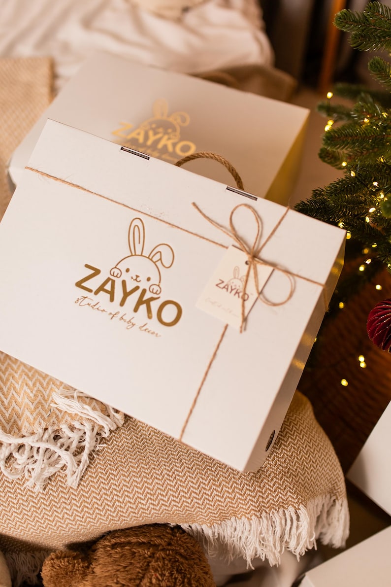 Mjuk plyschleksak med vitt brus – Björn | Avtagbar ljudmodul | Babyshowerpresent bild 11