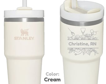 Stanley personalisierte Quencher H2.0 FlowState Edelstahl-Vakuum-Isolierter Becher. Personalisierte Laser gravierte Stanley Becher. Monogrammiert