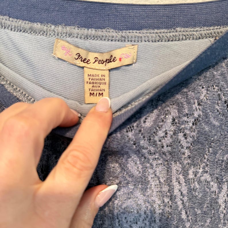 Free People Blå Paisley Spets Midikjol Skimrande Flerskiktad Boho Medium bild 3