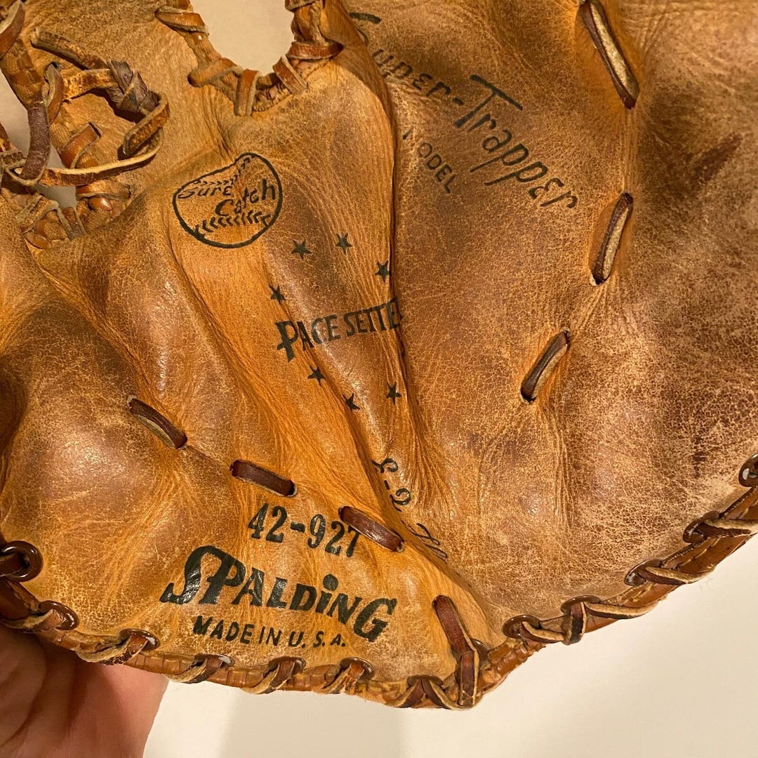 Vintage Spalding 42-927 Super-trapper Glove Right Handed Signed