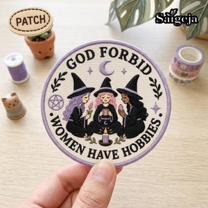 女性が趣味を持つことを神に禁じるパッチ、面白い中世のミームユーモア歴史フェミニスト皮肉パッチ服バックパック帽子ギフトジーンズバッグ用