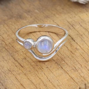 Moonstone Ring, Sterling Silver Ring, Women's Rings, Birthstone Ring, Handmade Sterling Silver Ring, Silver Statement Ring, Christmas Gifts