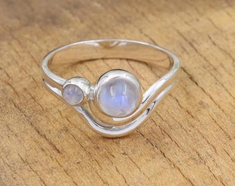 Moonstone Ring, Sterling Silver Ring, Women's Rings, Birthstone Ring, Handmade Sterling Silver Ring, Silver Statement Ring, Christmas Gifts