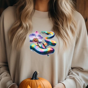 EXOTISCH SLANG SHIRT - regenboog boa shirt slang en orchideebloem, shirt met lange mouw, T-shirt met slangenprint, comfortabele kleuren shirts, natuurshirt cadeau